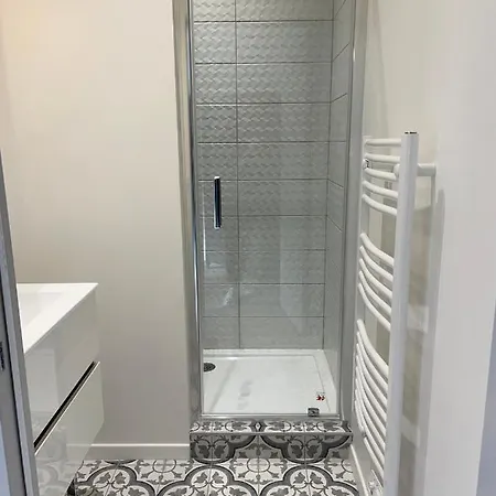 Magnifique Pour 2 Avec Climatisation Et Belle Pierre Bordelaise Apartment
